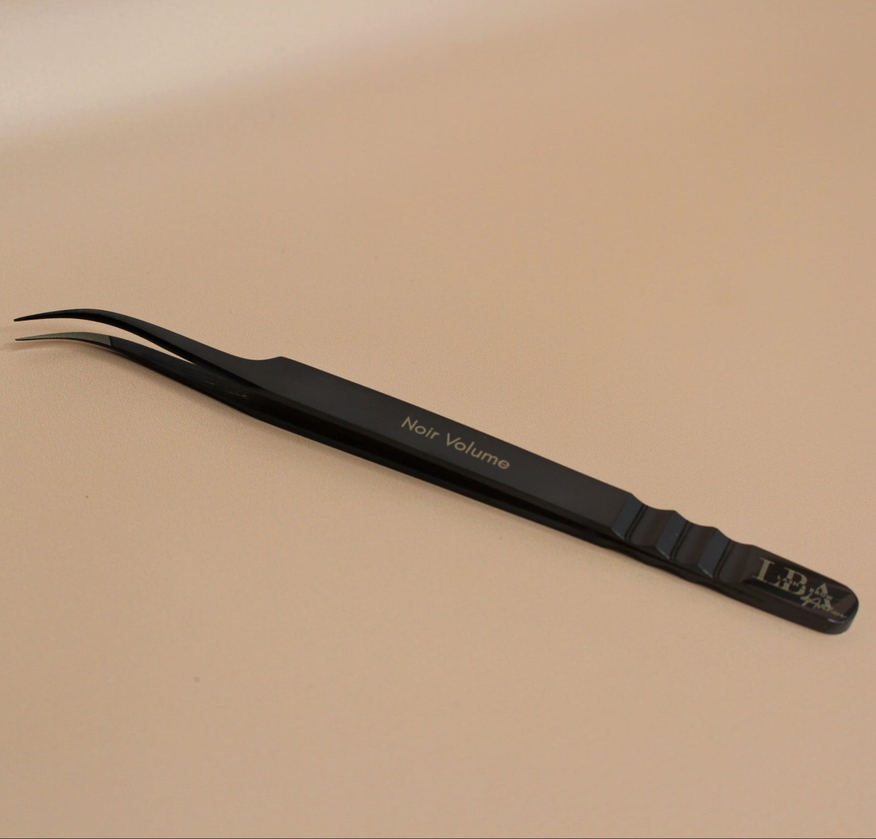 Fibre Tip Lash Tweezer - Noir Volume