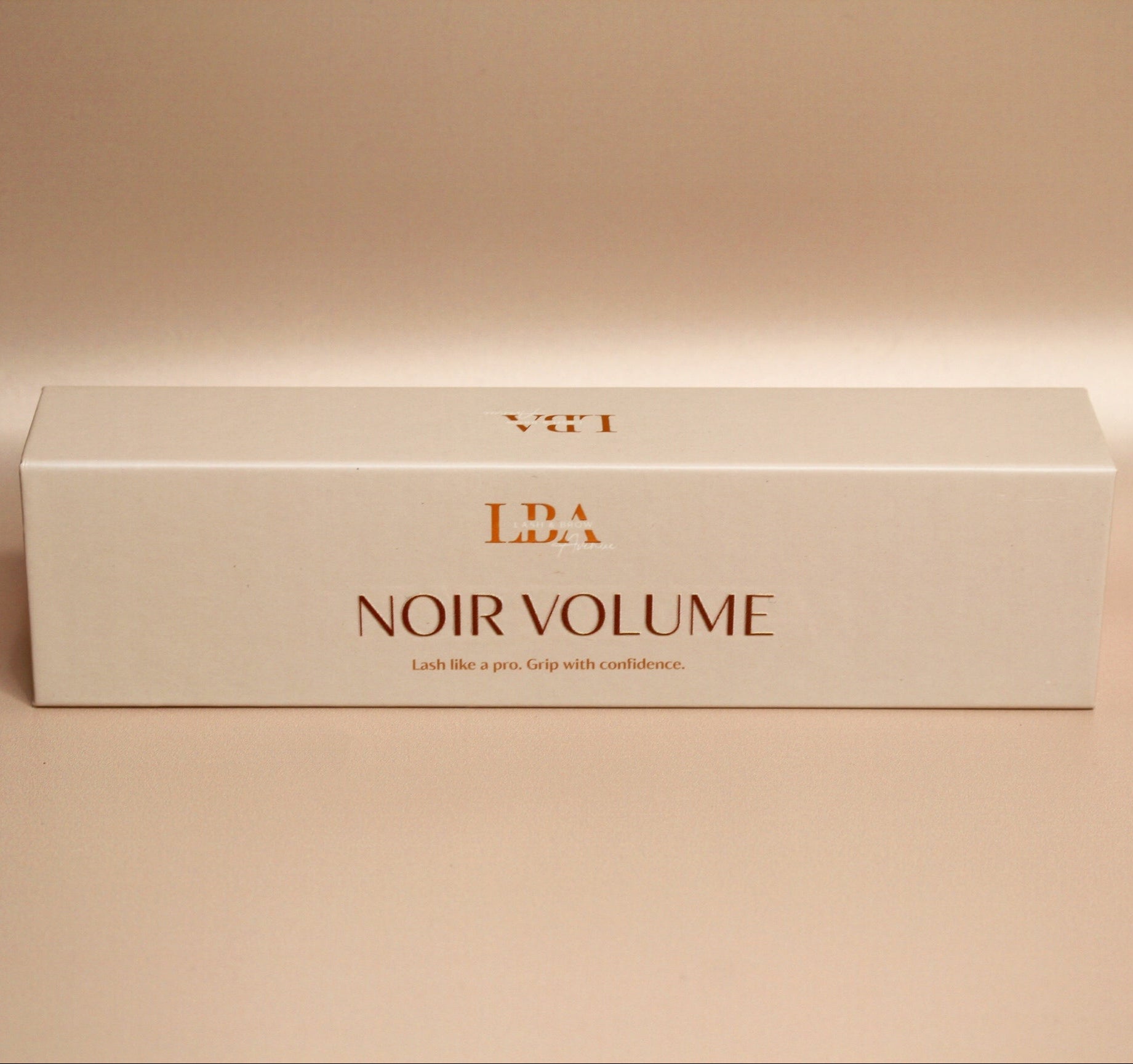 Fibre Tip Lash Tweezer - Noir Volume