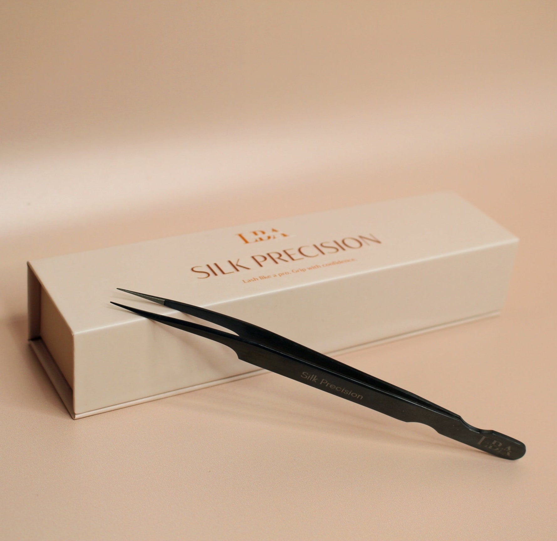 Fibre Tip Lash Tweezers - Silk Precision