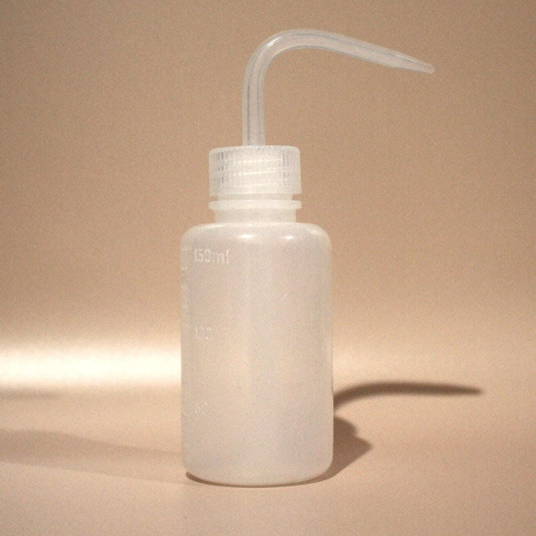 250ml Squeeze Rinse Wash Bottle