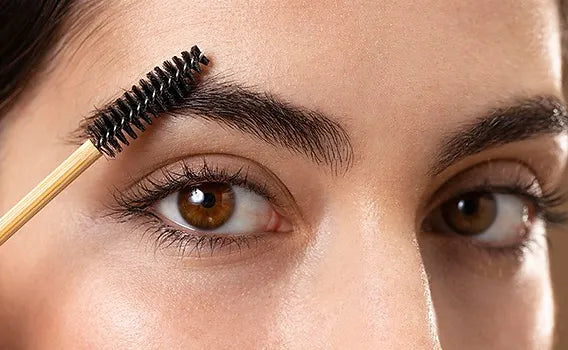 The Do’s and Don’ts of Brow Maintenance