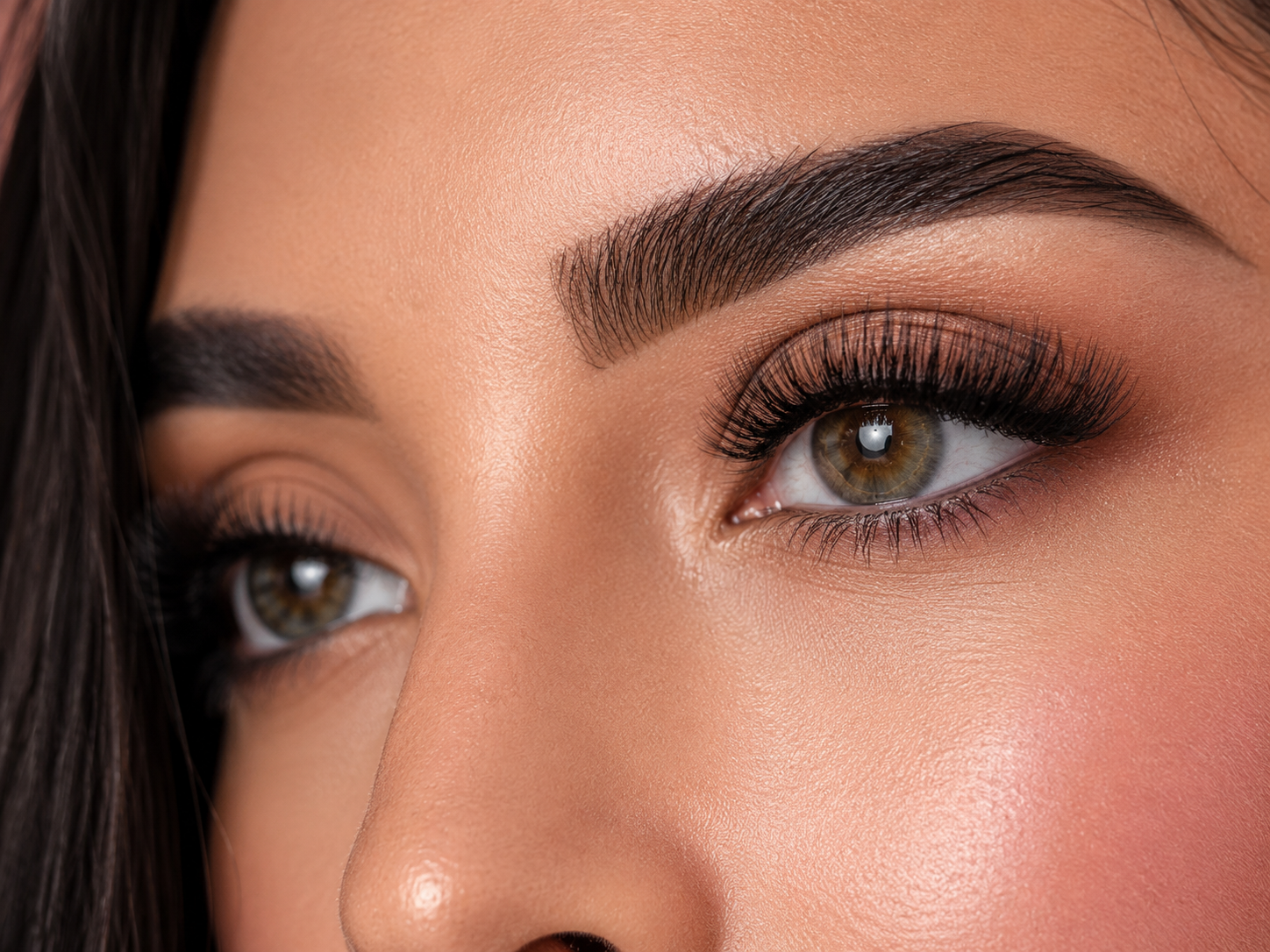 Classic vs Hybrid vs Volume Lashes: Which One Should You Choose?