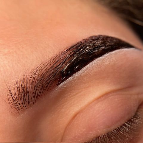 What Is Brow Henna and How Is It Different from Tinting?