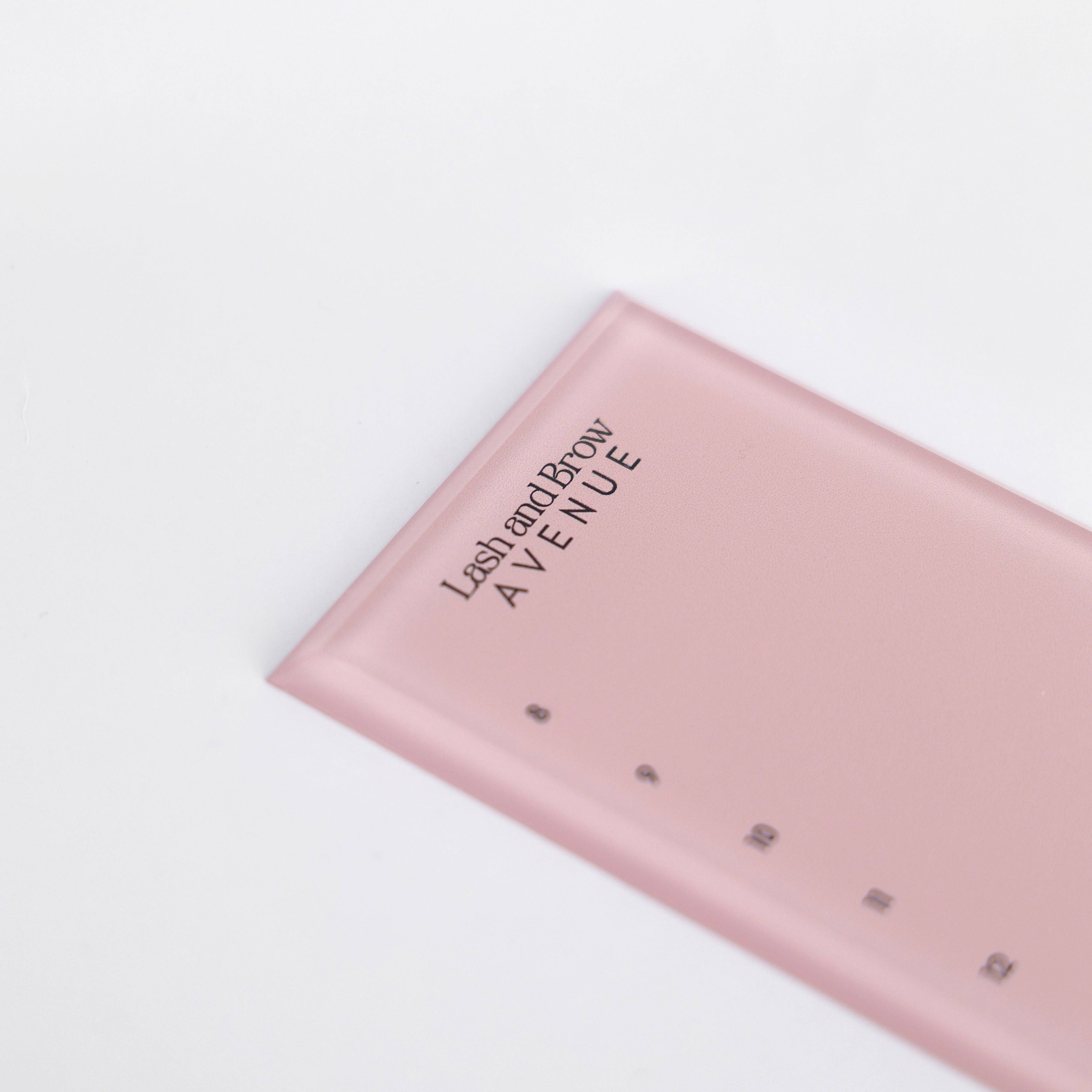 Lash Tile