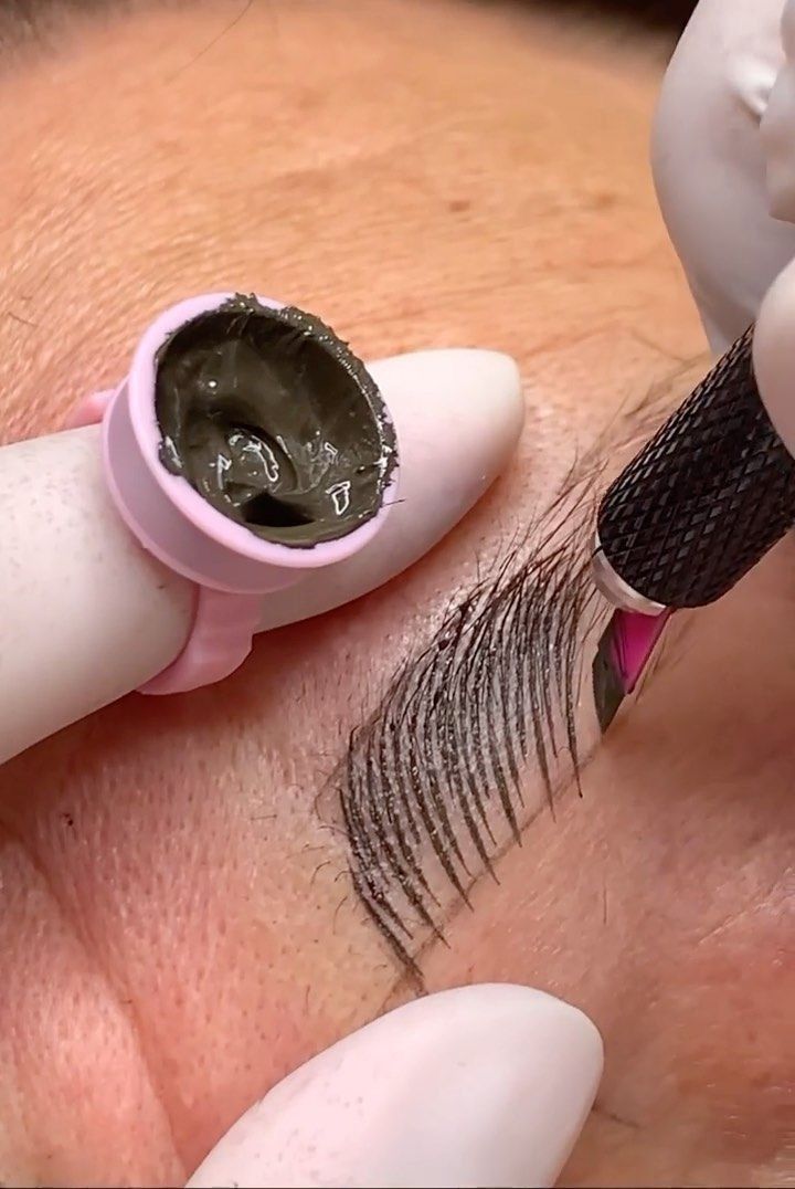 Microfeathering Cosmetic Brow Tattoo Course