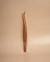 Load image into Gallery viewer, LBA Rose Gold Amelia Tweezers
