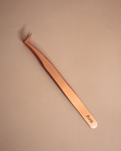 Load image into Gallery viewer, LBA Rose Gold Ava Tweezers
