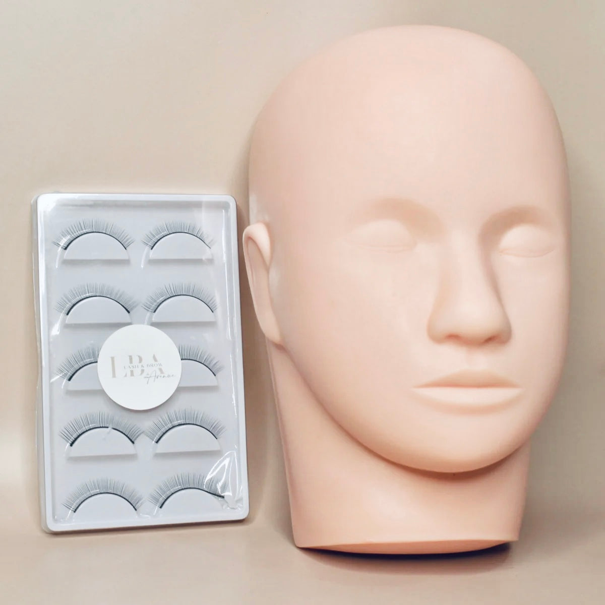 Practice Mannequin Head and Strip Lashes - 5 Pairs