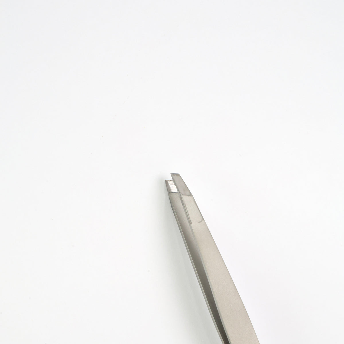 Pro Angle Brow Tweezers